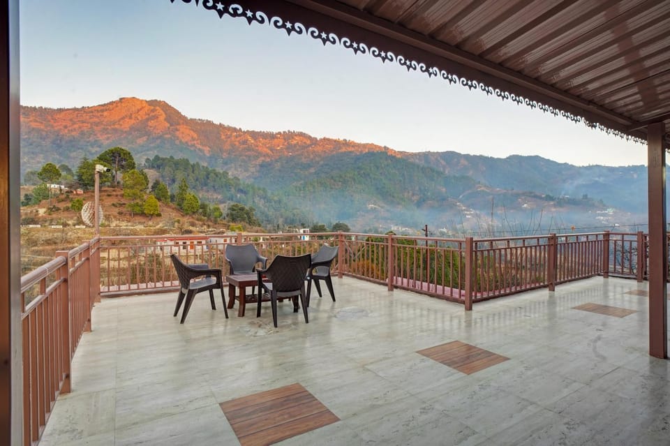 Natural landscape, View (from property/room), Balcony/Terrace, Mountain view