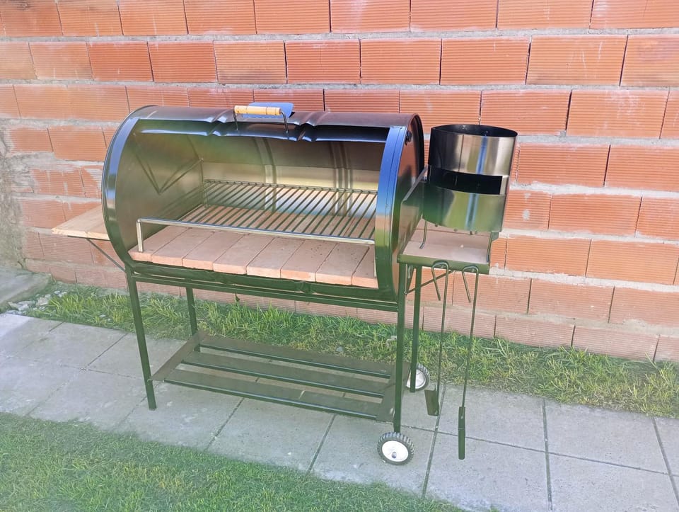 BBQ facilities, Garden