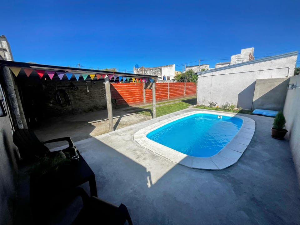 Day, Pool view, Swimming pool, sunbed