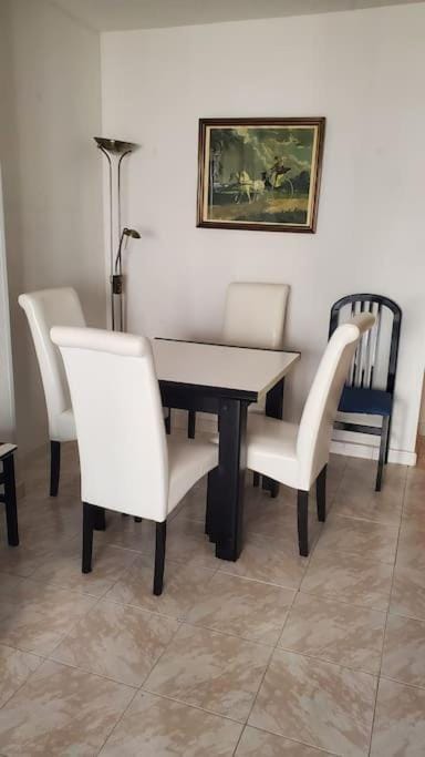 游艇俱乐部附近独立公寓 Apartment in Santa Pola