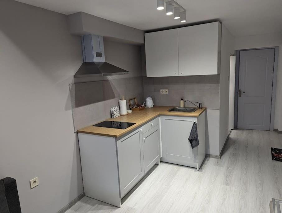 Dani's Central Square Apartment in Dolj County, Romania