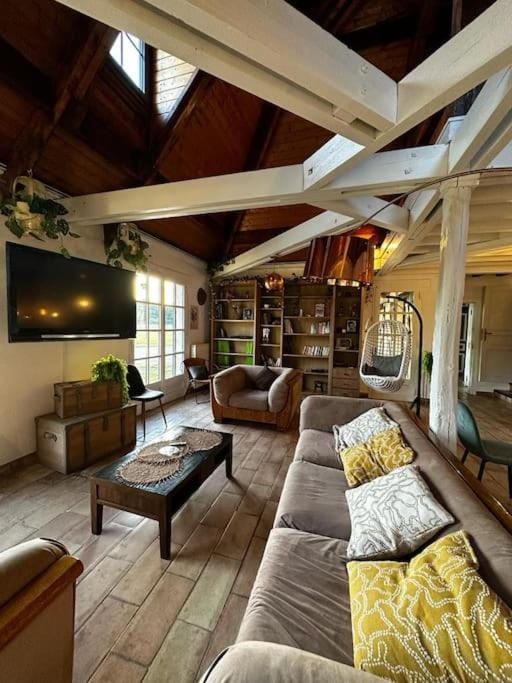 Le Relais de Chasse House in Centre-Val de Loire