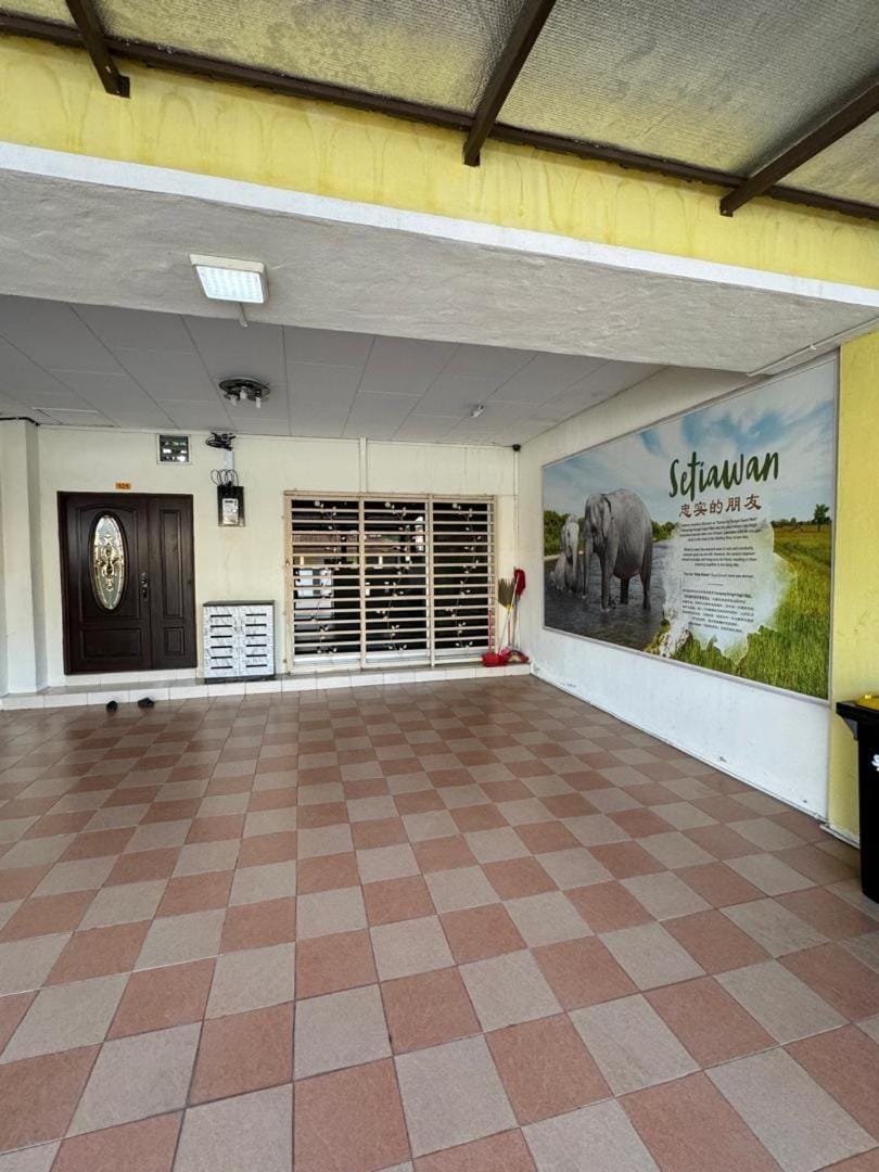 Joyhome Homestay Vacation rental in Perak