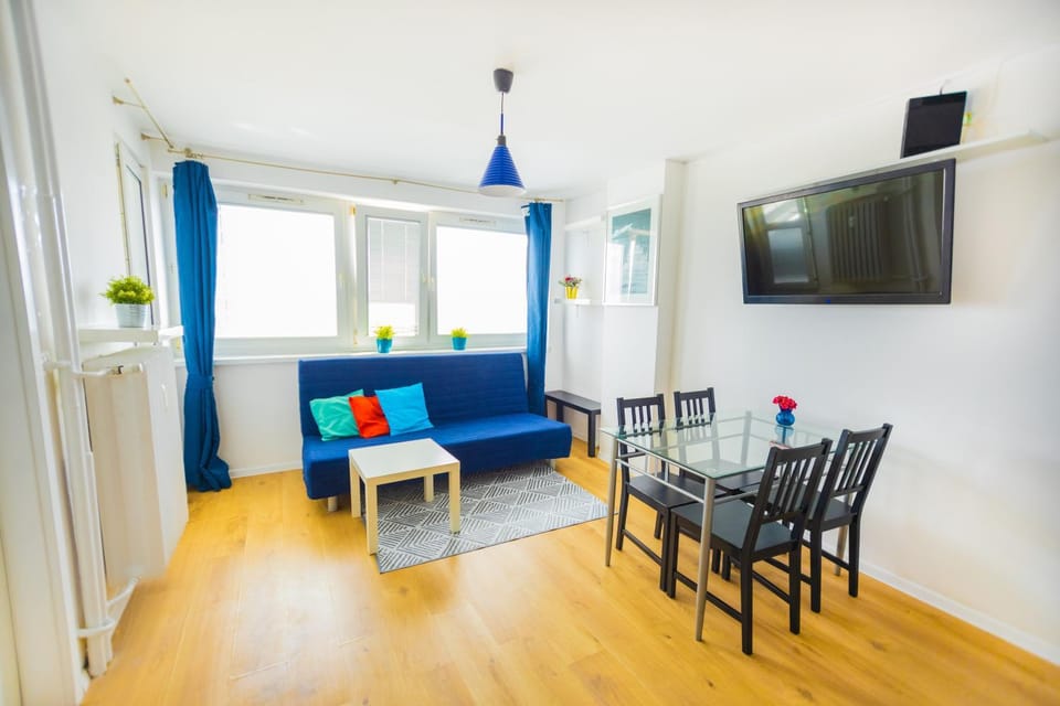 Super Central Chmielna str Apt Super view Apartment in Warsaw