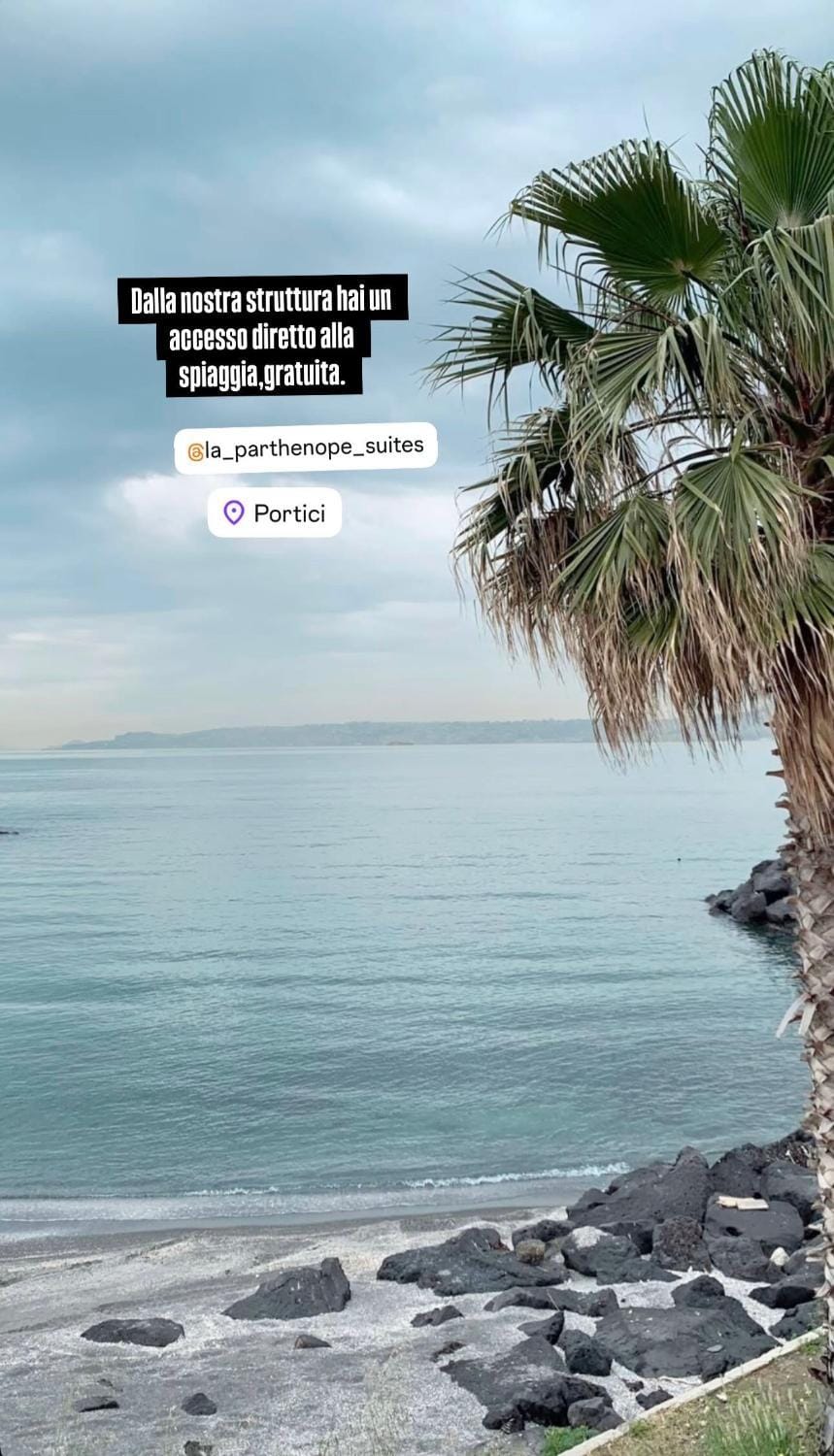 La Parthenope suites Bed and Breakfast in Naples