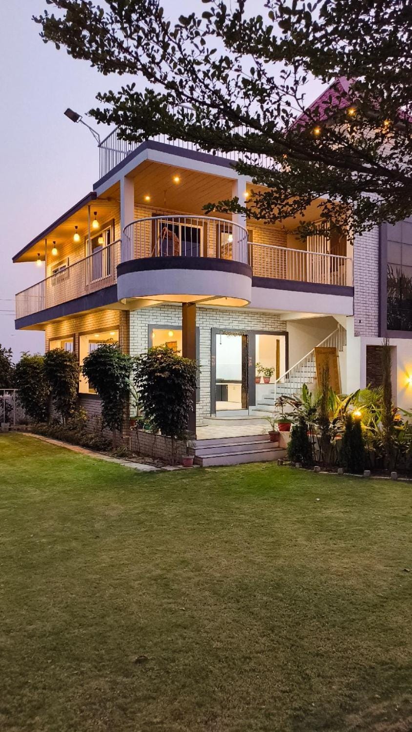 Contigo Villa House in India