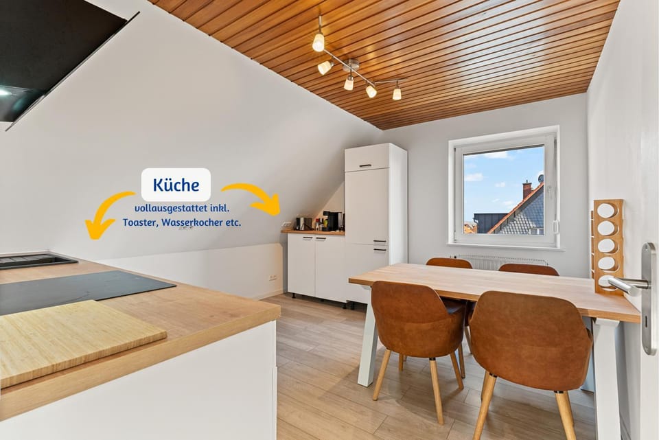 Kitchen or kitchenette, Photo of the whole room, Seating area, Dining area