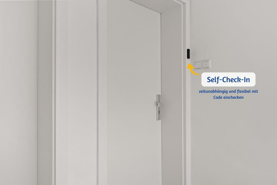 Facade/entrance, Text overlay