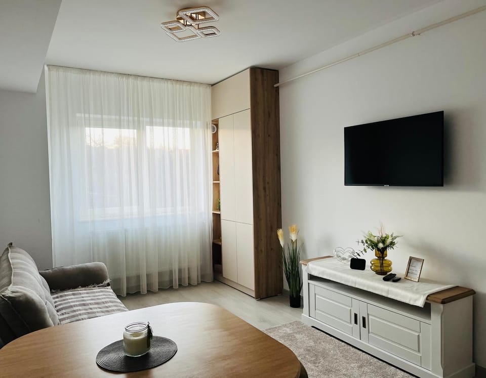 Adam Home Ap Apartment in Romania