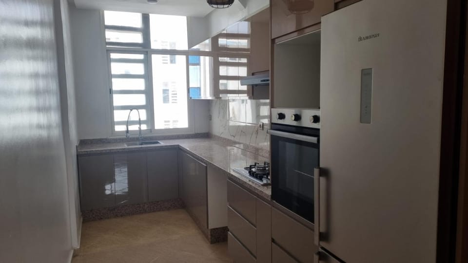 Très bel Appartement avec Piscine et Jardin Apartment in Casablanca-Settat