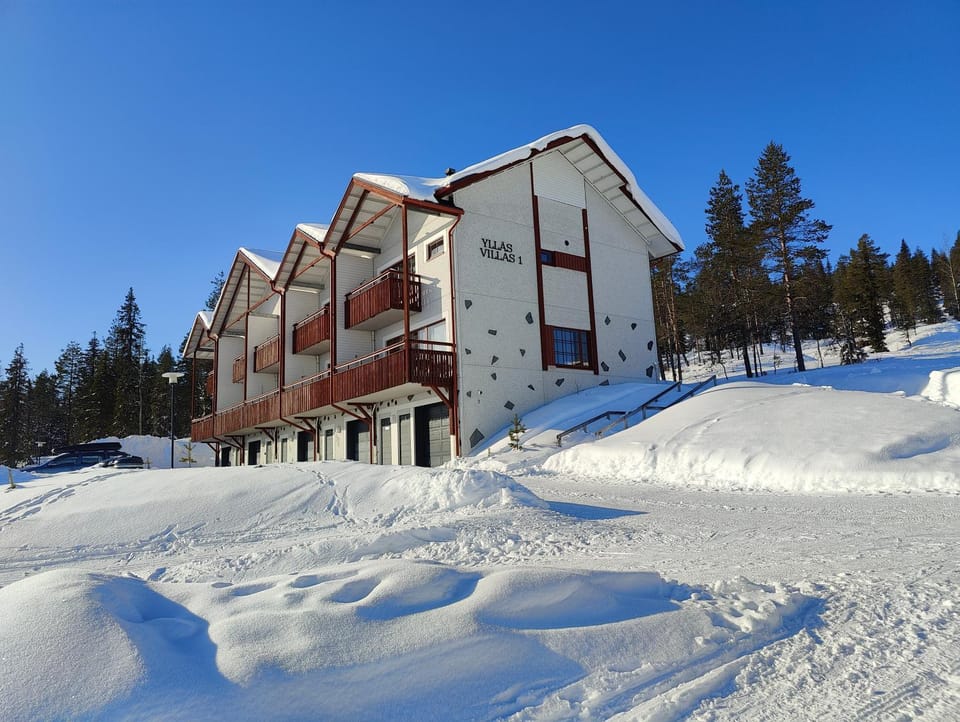 Property building, Day, Natural landscape, Winter