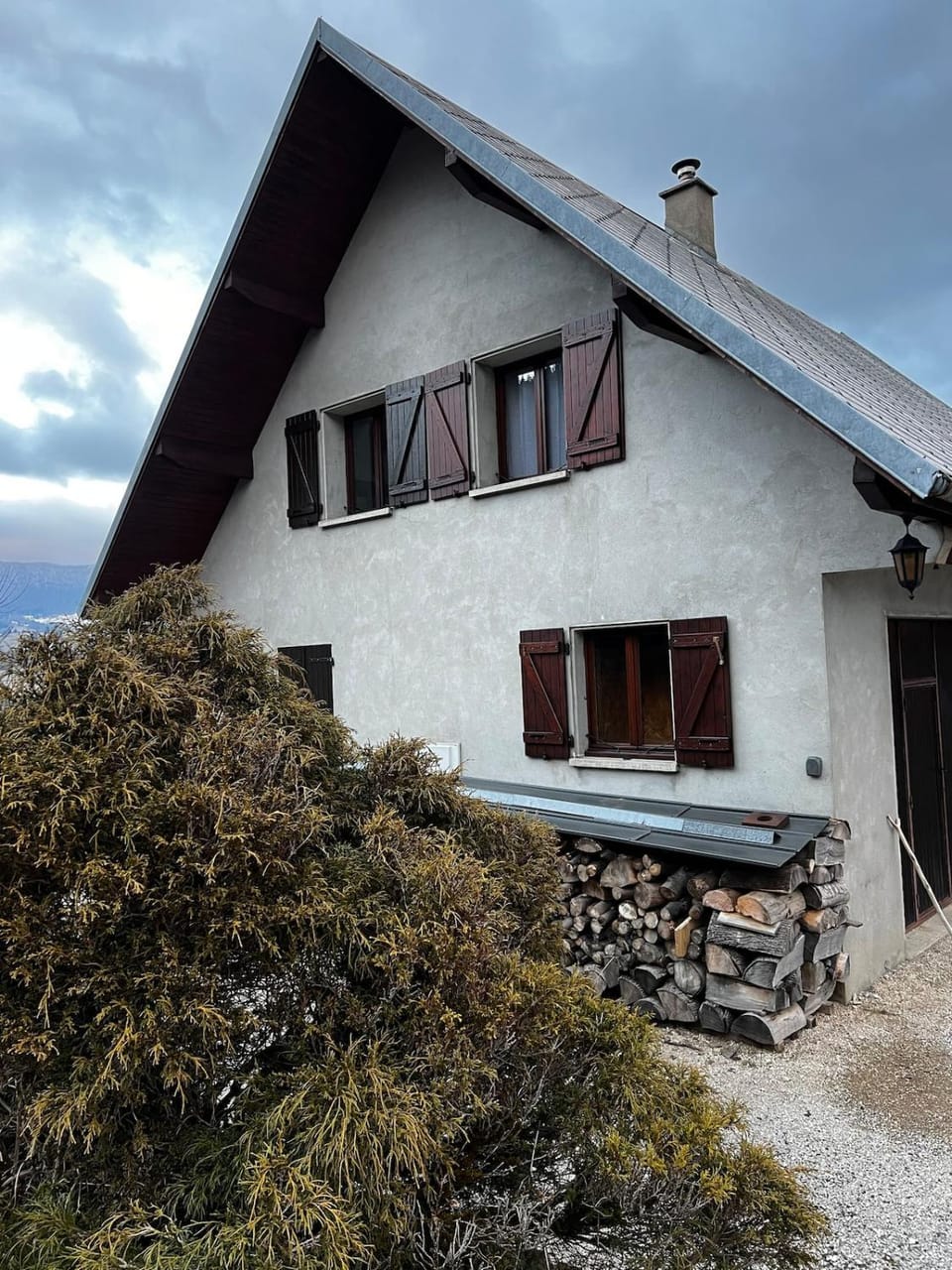 Maison montagne vue exceptionnelle En chartreuse House in Auvergne-Rhône-Alpes