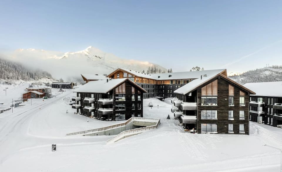 Property building, Winter