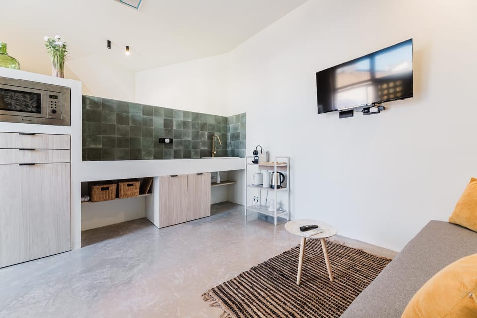 Kitchen or kitchenette, stove