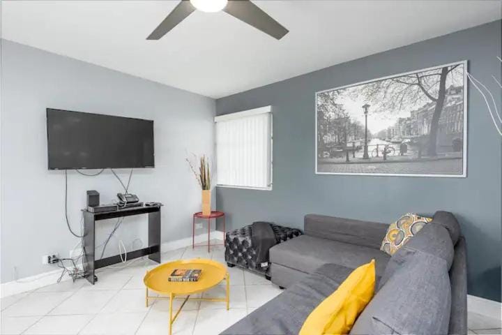 TV and multimedia, Living room