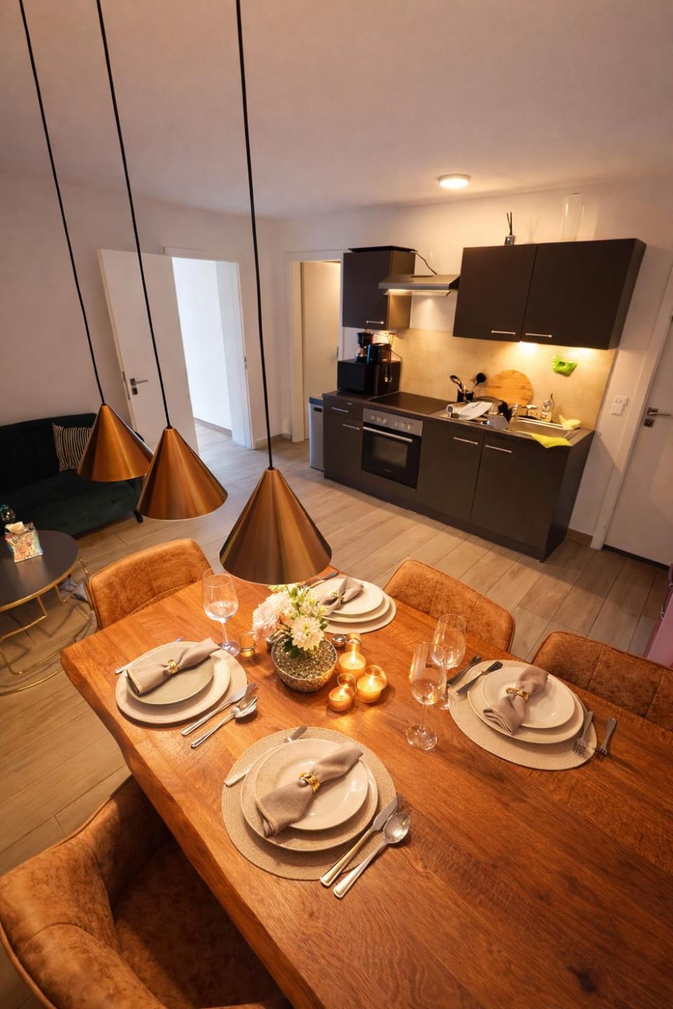 Communal kitchen, kitchen, kitchen