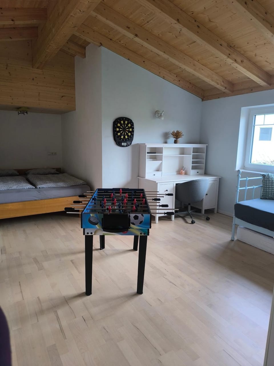 3-Zimmer Ferienwohnung für 6-8 Personen nahe München, Fürstenfeldbruck, Augsburg, Landsberg, Ammersee Apartment in Bavaria