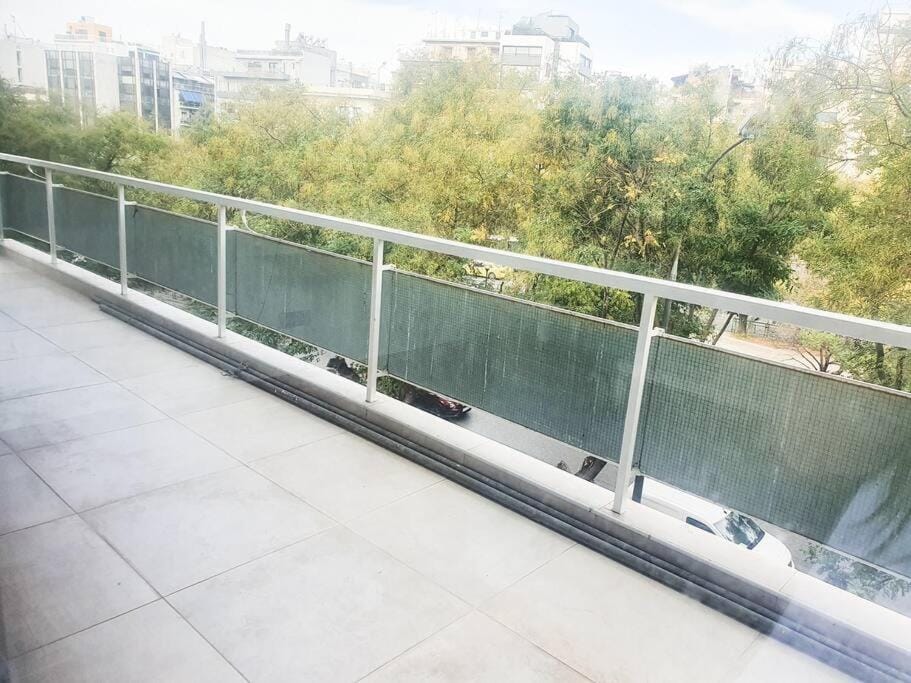 Central 3bdr 3bth apt with big terrace & fast wifi Apartment in Athens