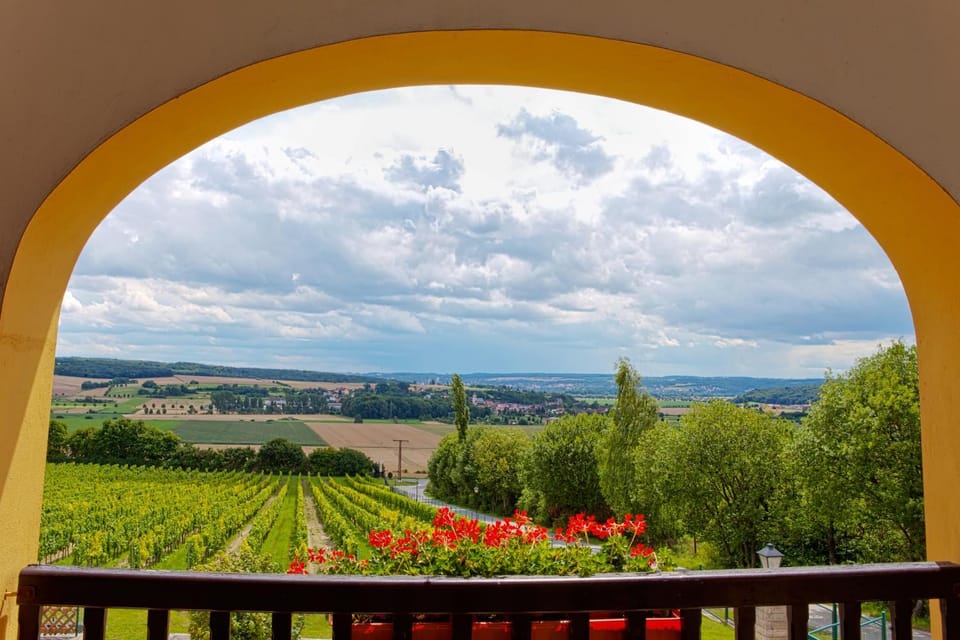 View (from property/room), Balcony/Terrace