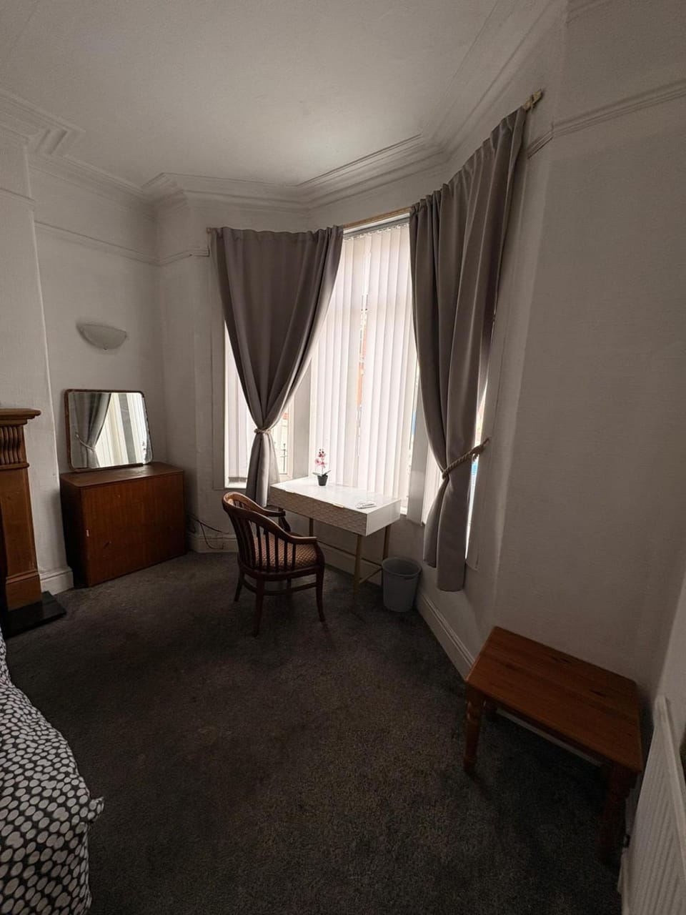 Double room in shared house with shared bathroom Vacation rental in Hull