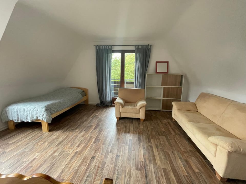 Bed, Photo of the whole room