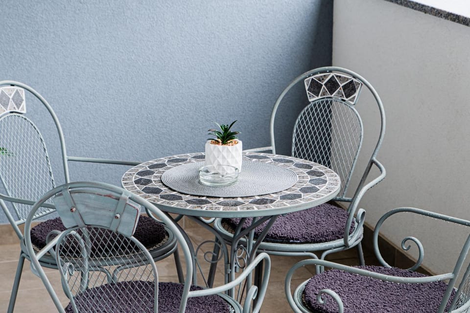 Patio, Balcony/Terrace, Seating area, Dining area
