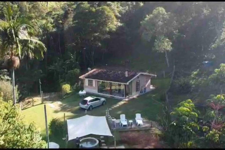 Refugio Jabuticaba, CASA DO TOPO - Romantismo sob o ceu estrelado House in State of São Paulo
