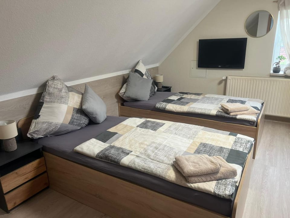 Zweibettzimmer - Doppelzimmer Deluxe Apartment in Thuringia, Germany