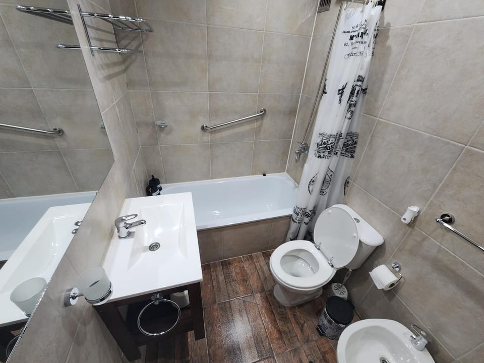 Shower, Bathroom, bidet