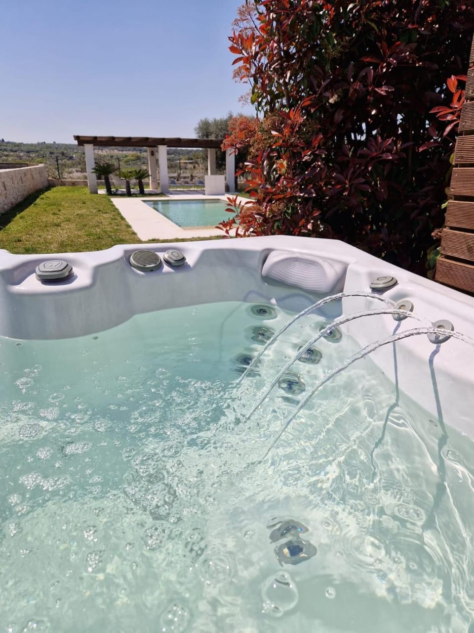 Hot Tub, Pool view