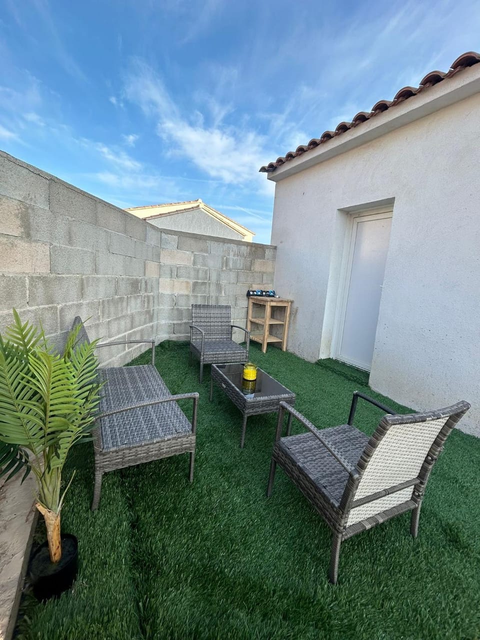 Studio en bas de villa Apartment in Arles