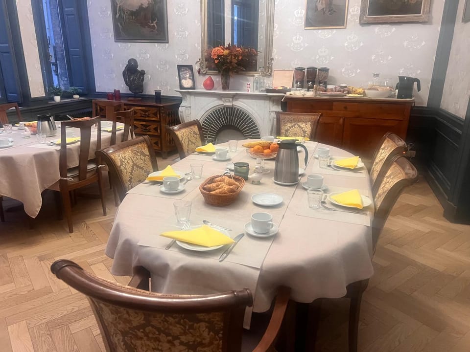 Breakfast, Buffet breakfast