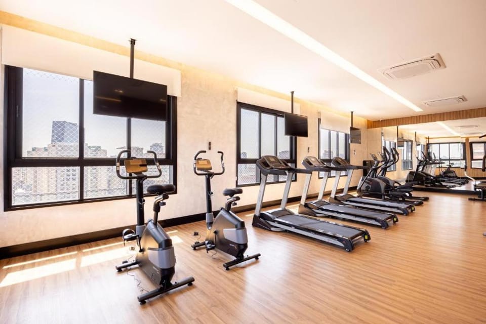 Vila Olímpia Studio Good Local Piscina Coworking Rooftop Cinema Gym CAMA QUEEN e SOFÁ CAMA QUEEN confortáveis e grandes Apartment in Sao Paulo City