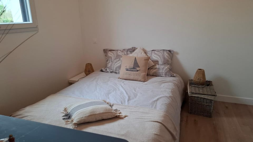 Chambre d'hôtes Nova, petit déjeuner en supplément 5 euros par personne Vacation rental in Saint-Pair-sur-Mer