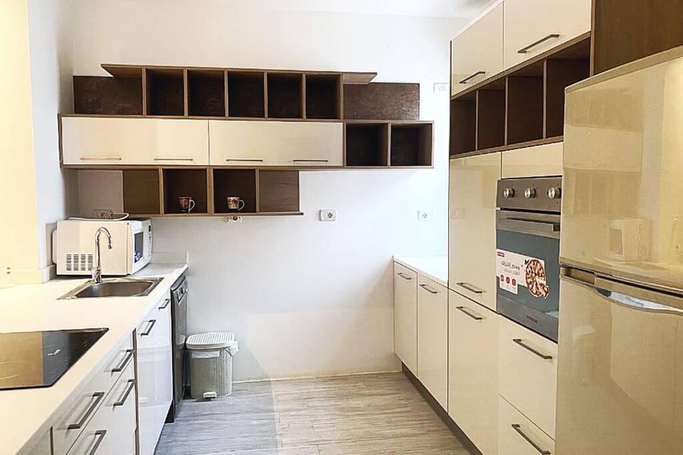 Coffee/tea facilities, Kitchen or kitchenette, dishwasher, minibar, oven, pet friendly, stove, toaster