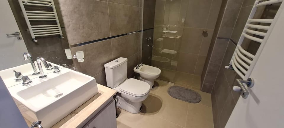 Shower, Bathroom, bidet, towels