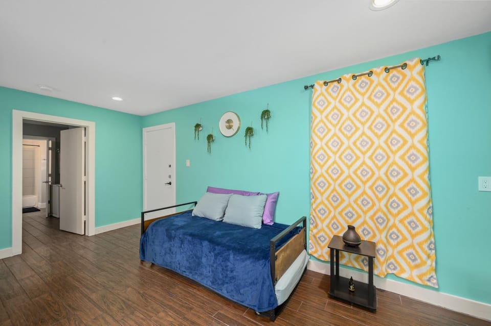 Stylish 1BR Apt - Steps from NRG and Texas Med Center Apartment in Houston