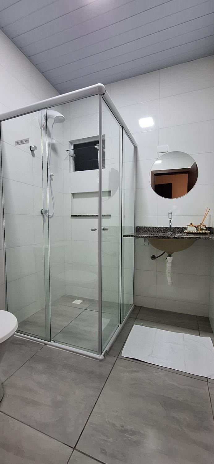 SUITE COM AR e BWC PRIVATIVO POUCOS METROS OKTOBERFEST Vacation rental in Blumenau