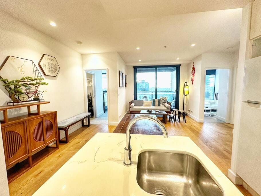 Bed, Kitchen or kitchenette, Living room, Photo of the whole room, Seating area, Dining area, Bedroom