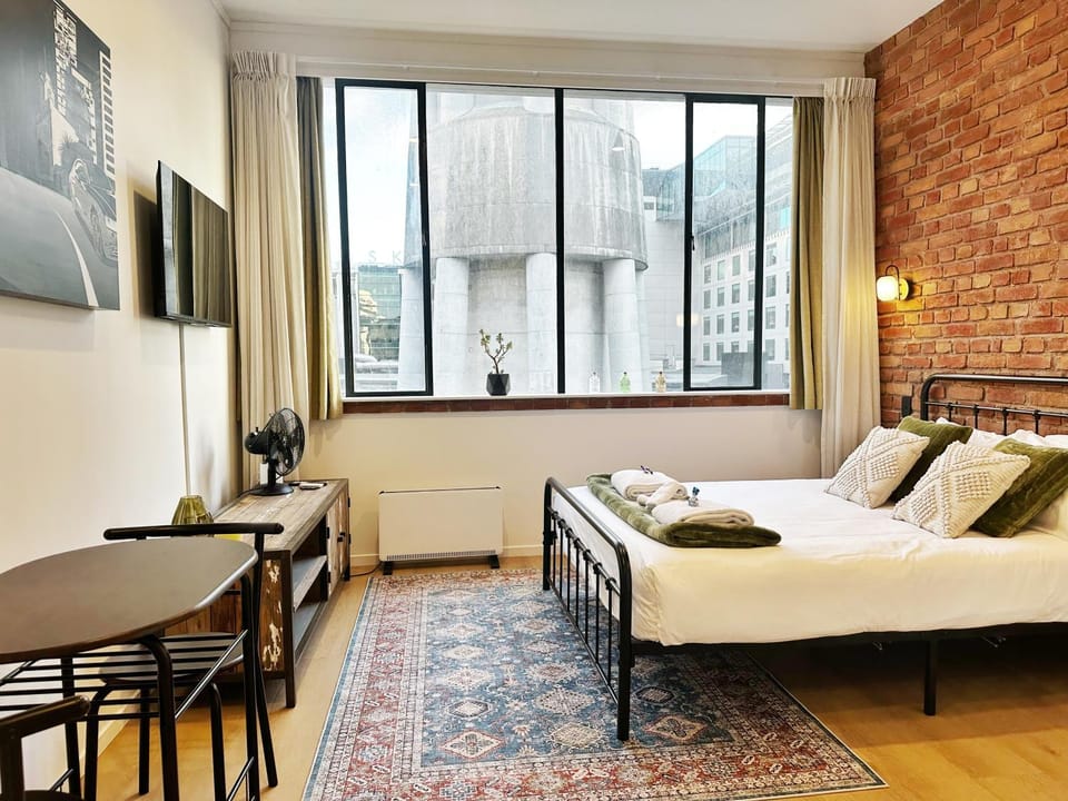 Skytower views, Wi-Fi, washer & dryer!! Apartment in Auckland