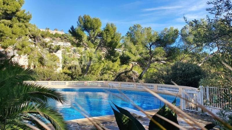 Studio 4 personnes copropriété pas frais de ménage Apartment in Hyères
