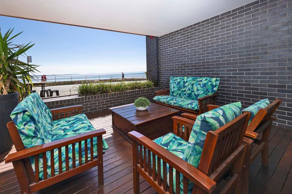 Property building, Balcony/Terrace
