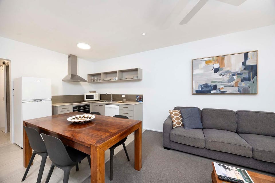 Kitchen or kitchenette, Living room, Dining area, stove