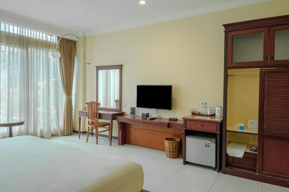 Maharani Guest House Bed and Breakfast in Yogyakarta