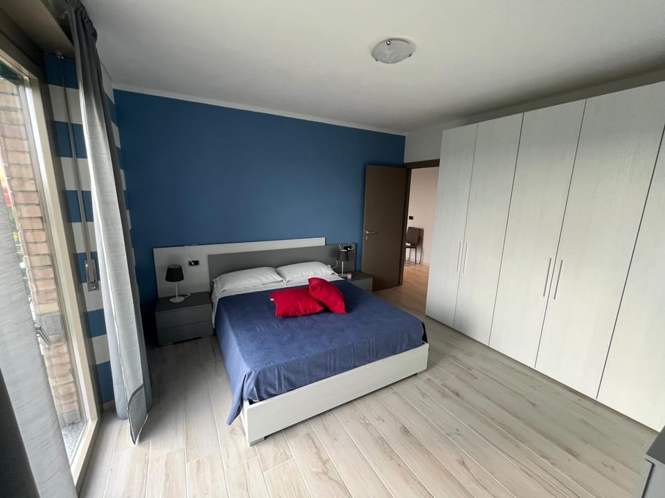 Bed, Bedroom, wardrobe