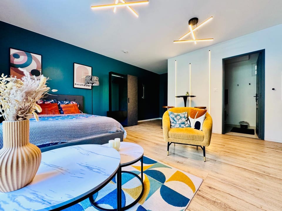 Living room, Seating area