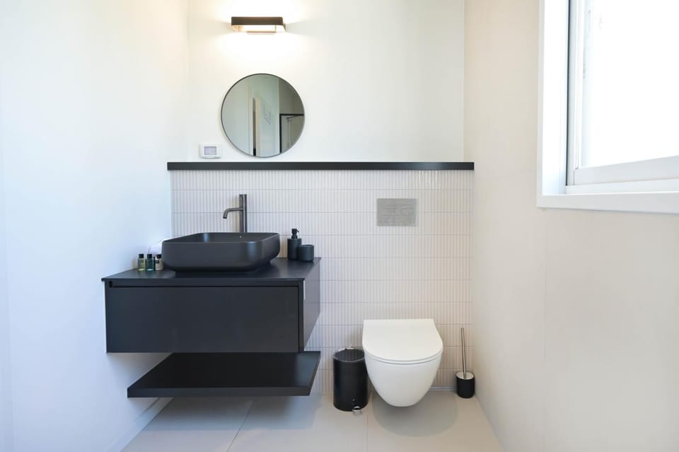 Toilet, Bathroom