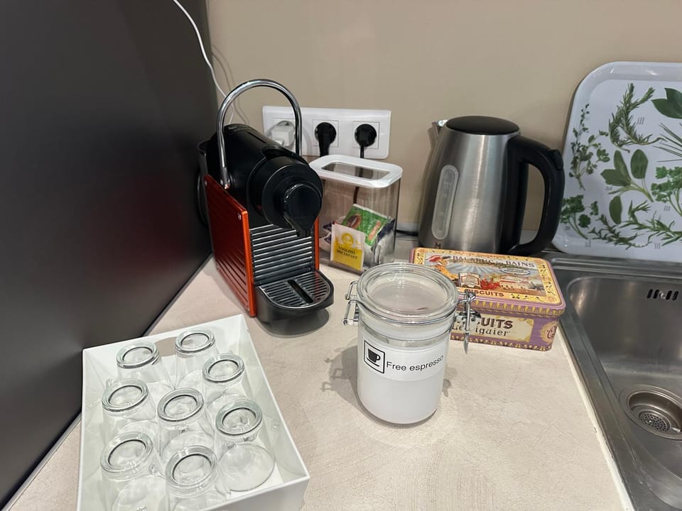 Coffee/tea facilities