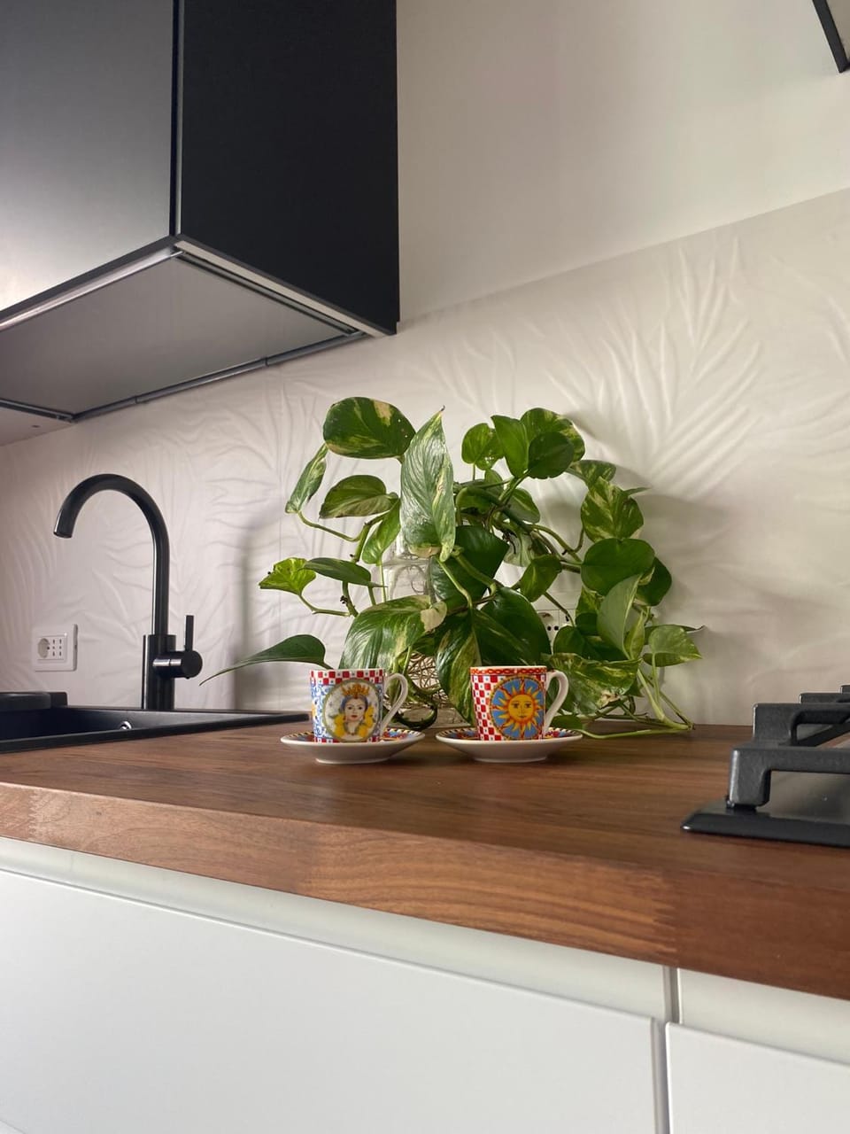 Coffee/tea facilities, Kitchen or kitchenette