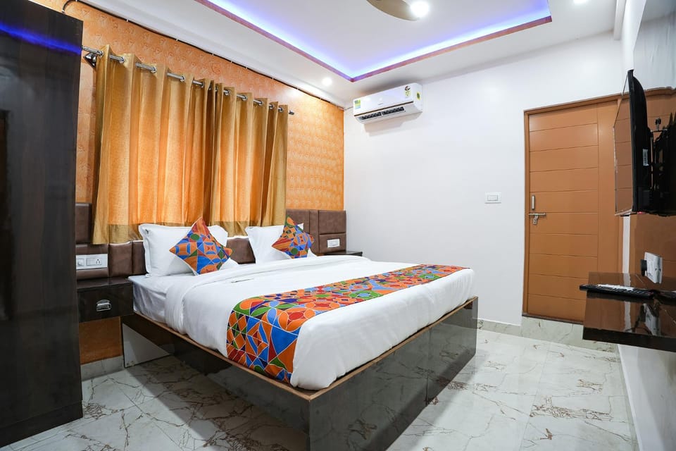 Bed, Bedroom, air conditioner